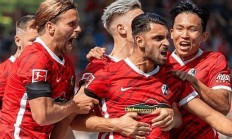 开云体育直播-弗莱堡连续三场不败，暂居第四名