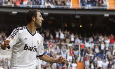 开云体育-双线奏凯，中国裁判压哨定乾坤，巴尔韦德德比夜展大师风范