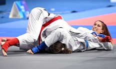 开云平台-柔道比赛女子决赛一触即发，日本选手技压群芳夺金！