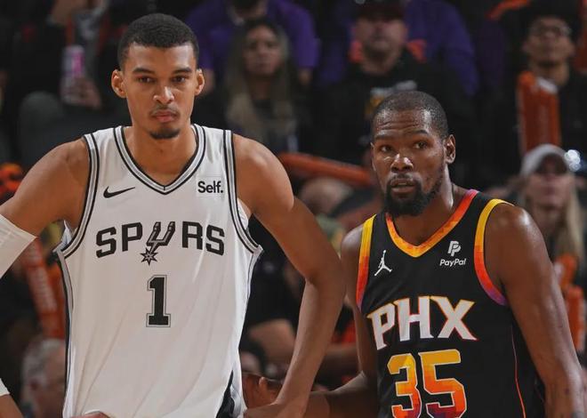 马刺爆冷西班牙男篮,贝弗利完成帽子戏法 马刺爆冷西班牙男篮,贝弗利完成帽子戏法