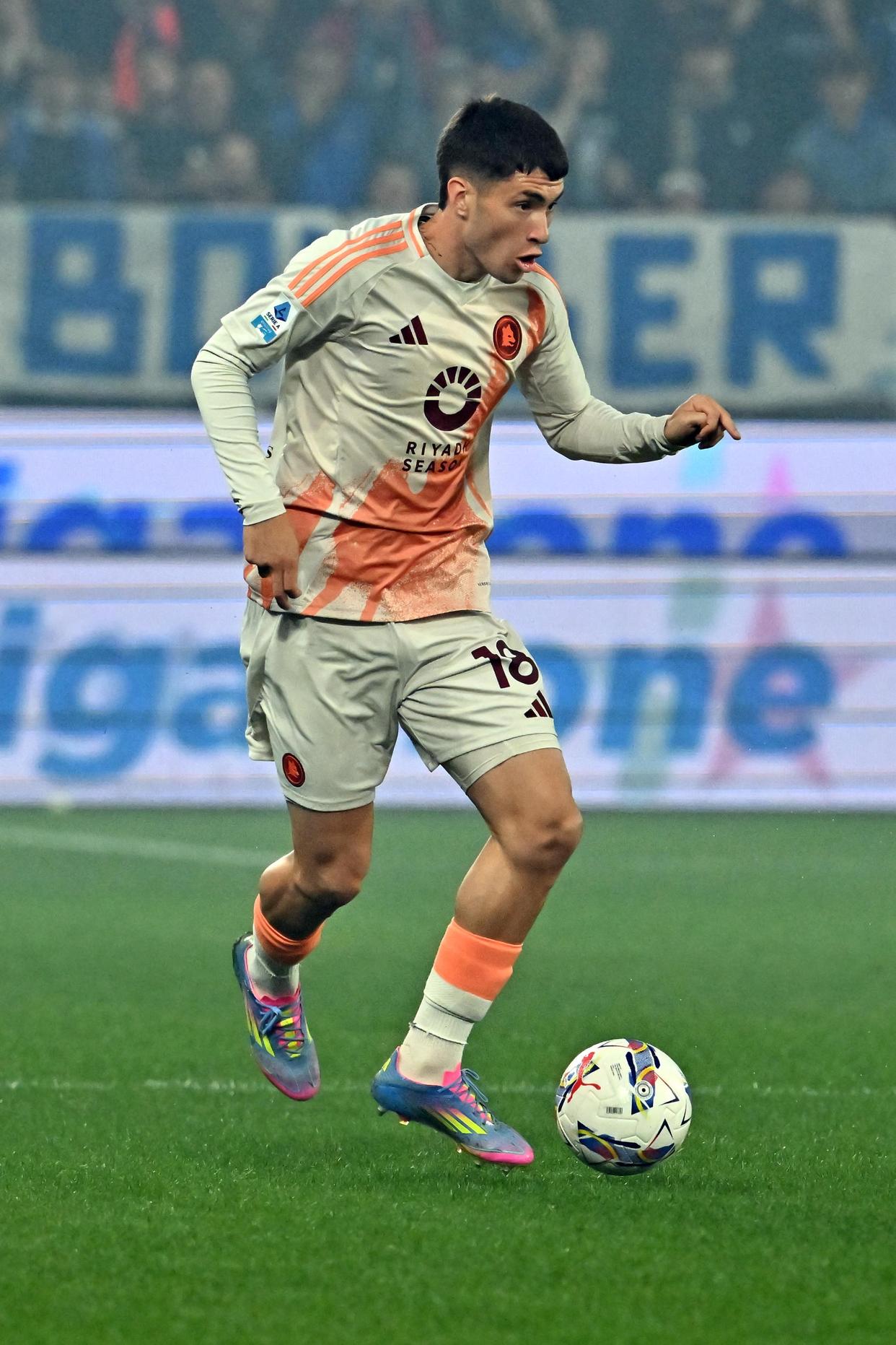 亚特兰大客场获胜，成功晋级足球赛事半决赛的简单介绍