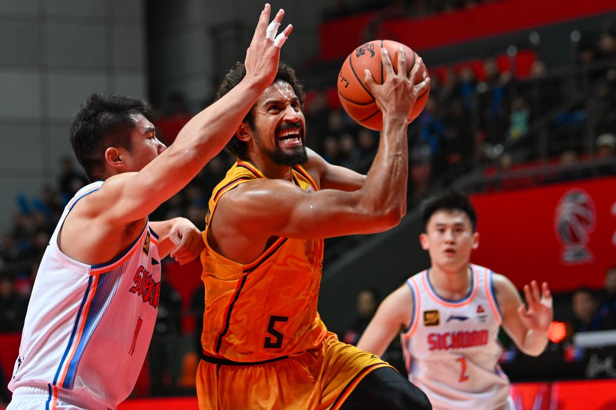 关于江苏男篮突破困局，迎来连胜的信息