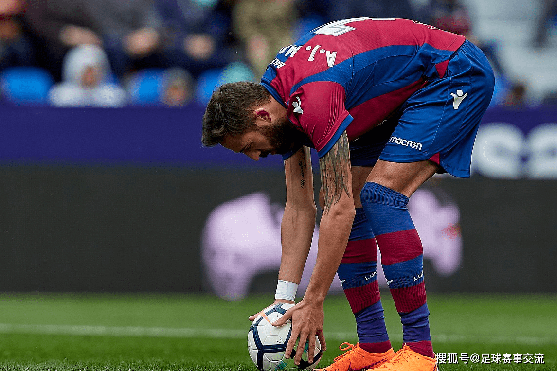 包含勒阿弗尔胜对手,脱离降级区的词条 包含勒阿弗尔胜对手,脱离降级区的词条