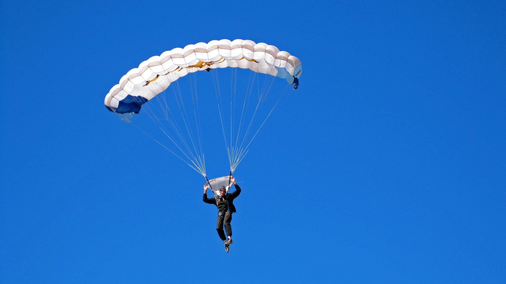 塞内加尔提前终结悬念，玻利维亚梦碎；孙兴慜攻防转换核心引领亚洲之光